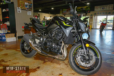 BOATZON | Kawasaki Z900 ABS Metallic Spark BlackMetallic Matte Dark Gray 2024