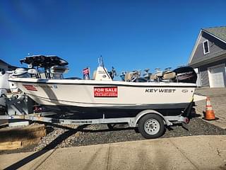 BOATZON | Key West 176 Center Console 2018