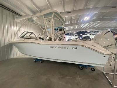 BOATZON | Key West 239 DFS 2024