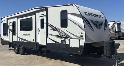 BOATZON | Keystone RV Carbon 35 2017