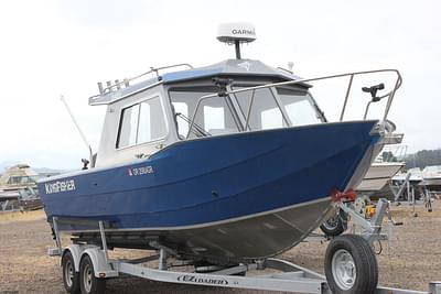 BOATZON | KingFisher 2425 Escape HT 2019