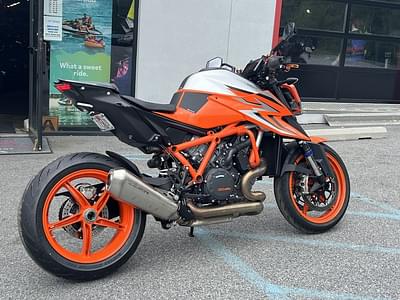 BOATZON | KTM 1290 Super Duke R EVO 2022