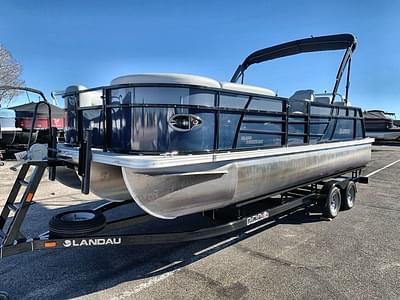 BOATZON | Landau Island Breeze 232 Swingback Rear Lounge TriLog 2022