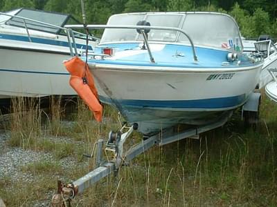 BOATZON | Larson 18 All American Outboard Runabout Hull 1965