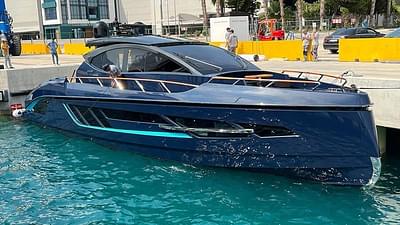 BOATZON | Lazzara LSX 67 2023