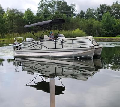 BOATZON | Lexington LEXINGTON MARINE GROUP 623 2023