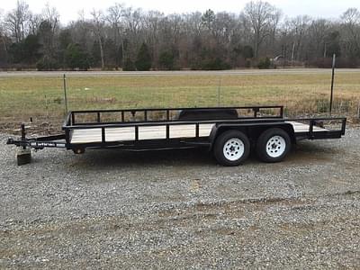 BOATZON | Lone Wolf Trailers D13 18 x 83 2023