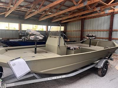 BOATZON | Lowe Boats RX1760 Pathfinder 2023