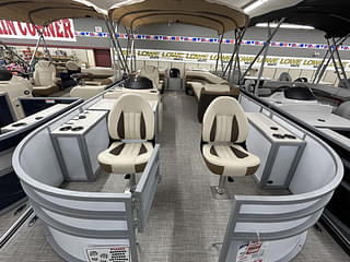 BOATZON | Lowe Boats SF232 WalkThrough 2023