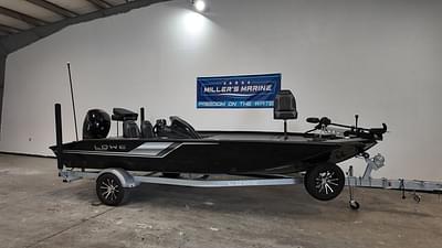 BOATZON | Lowe Boats Stinger 198 SC wMercury Motor 2023