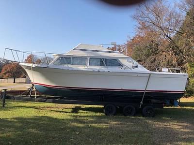 BOATZON | Luhrs 32 fisherman 1976