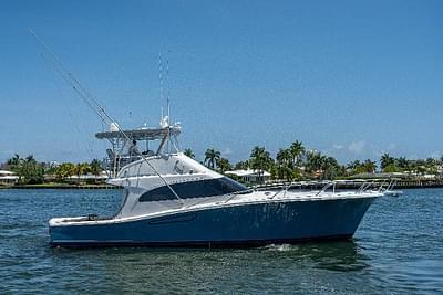 BOATZON | Luhrs 50 Convertible