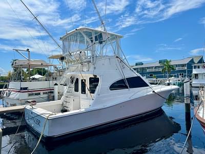 BOATZON | Luhrs Flybridge 2003