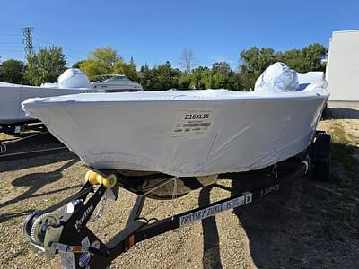 BOATZON | Lund 1650 REBEL XL TILLER 2025