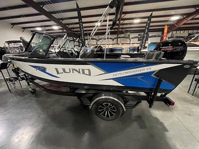 BOATZON | Lund 1875 Crossover XS Sport 2024