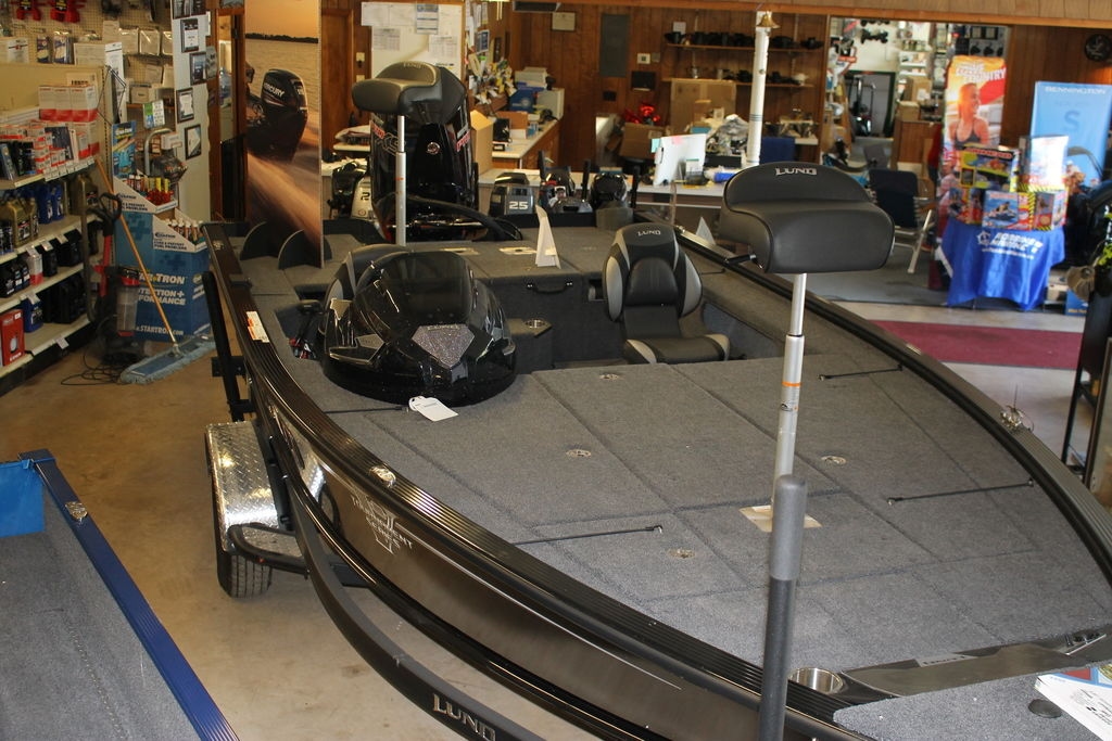 2024 Lund 1875 ProV Bass XS - Sold Boat