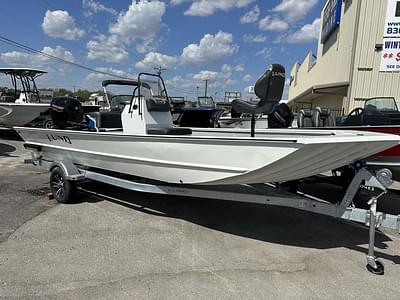 BOATZON | Lund PREDATOR 2070 CC 2024