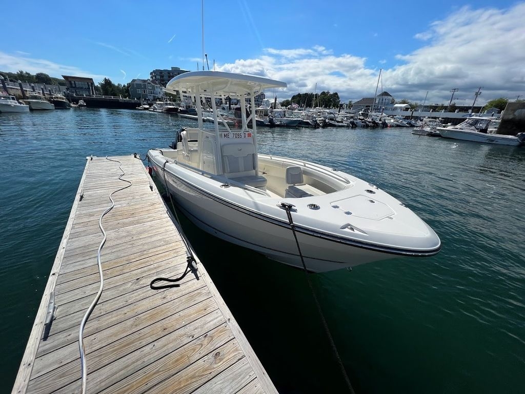 2020 Mako 236 CC - Sold Boat