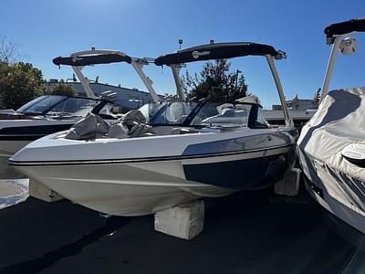 BOATZON | Malibu Boats 20 VTX 2023