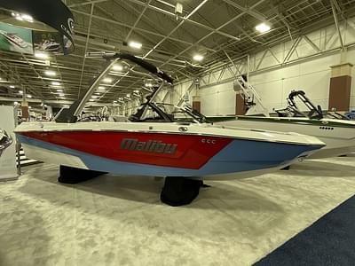 BOATZON | Malibu Boats 21 LX 2024