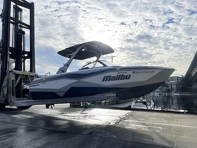 BOATZON | Malibu Boats 22 LSV 2023