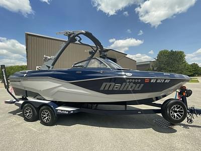 BOATZON | Malibu Boats 22 LSV 2023