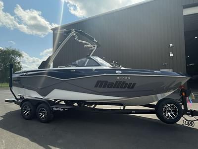 BOATZON | Malibu Boats 22 LSV 2024