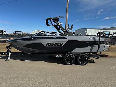 BOATZON | Malibu Boats 23 LSV 2021