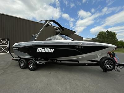 BOATZON | Malibu Boats 23 LSV 2023