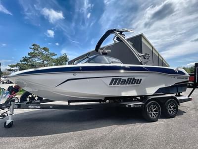 BOATZON | Malibu Boats 23 LSV 2023