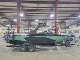 BOATZON | Malibu Boats 23 LSV 2024