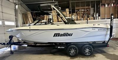 BOATZON | Malibu Boats 23 LSV 2024