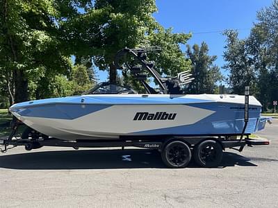 BOATZON | Malibu Boats 23 LSV 2024