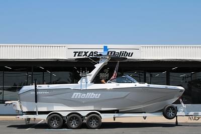 BOATZON | Malibu Boats 25 LSV 2025