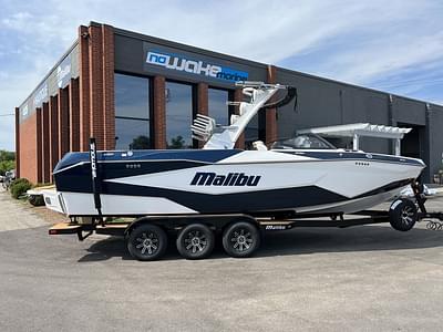 BOATZON | Malibu Boats 25 LSV 2025