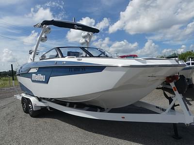 BOATZON | Malibu Boats M240 2021