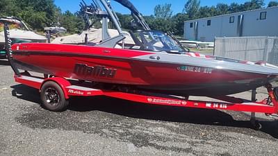 BOATZON | Malibu Boats TXi 2022 BOATZON | Malibu Boats TXi 2022