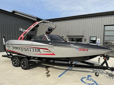 BOATZON | Malibu Boats Wakesetter 22 MXZ 2013