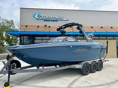 BOATZON | Malibu M240