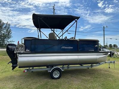 BOATZON | Manitou 18 Aurora LE Standard Twin Tube 2022