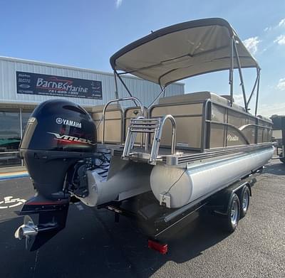BOATZON | Manitou 25 VP Aurora 2016 BOATZON | Manitou 25 VP Aurora 2016