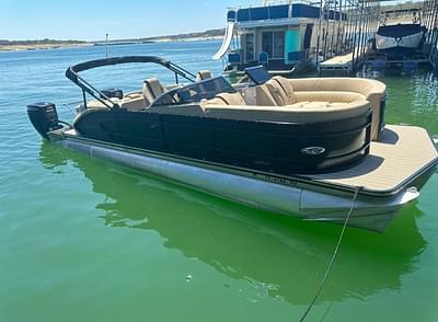 BOATZON | Manitou Legacy 25 RFW Dual Engine 2018 BOATZON | Manitou Legacy 25 RFW Dual Engine 2018