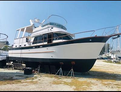 BOATZON | Marine Trader 44 Tri Cbin 1985