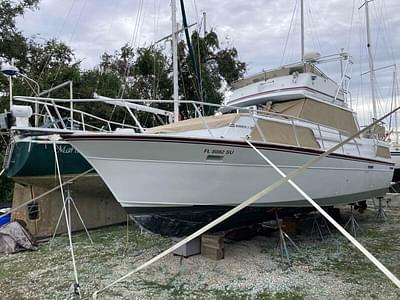 BOATZON | Marinette DC Double Cabin 1986