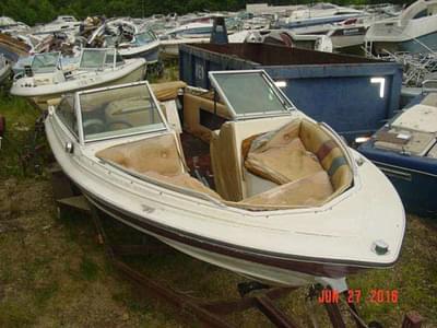 BOATZON | Marquis Boats 1950 Capri 1984