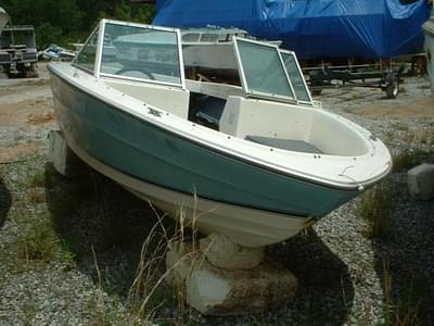 BOATZON | Marquis Yachts 185 Marquis Bowrider 120 Mercruiser 1979