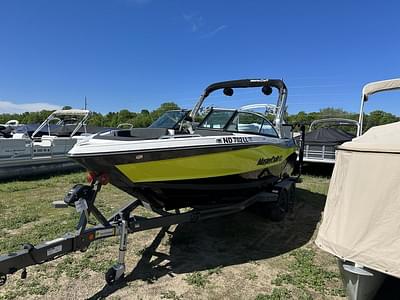 BOATZON | MasterCraft 21 2021