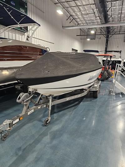 BOATZON | Mastercraft 215 VRS 2007