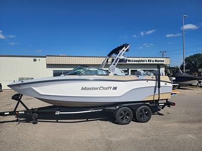 BOATZON | MasterCraft 22 2024