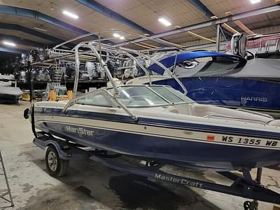 BOATZON | MasterCraft Maristar 210 VRS 2005